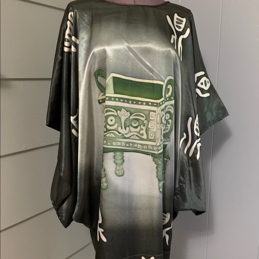 Kobron Gown 100% Silk Green and White